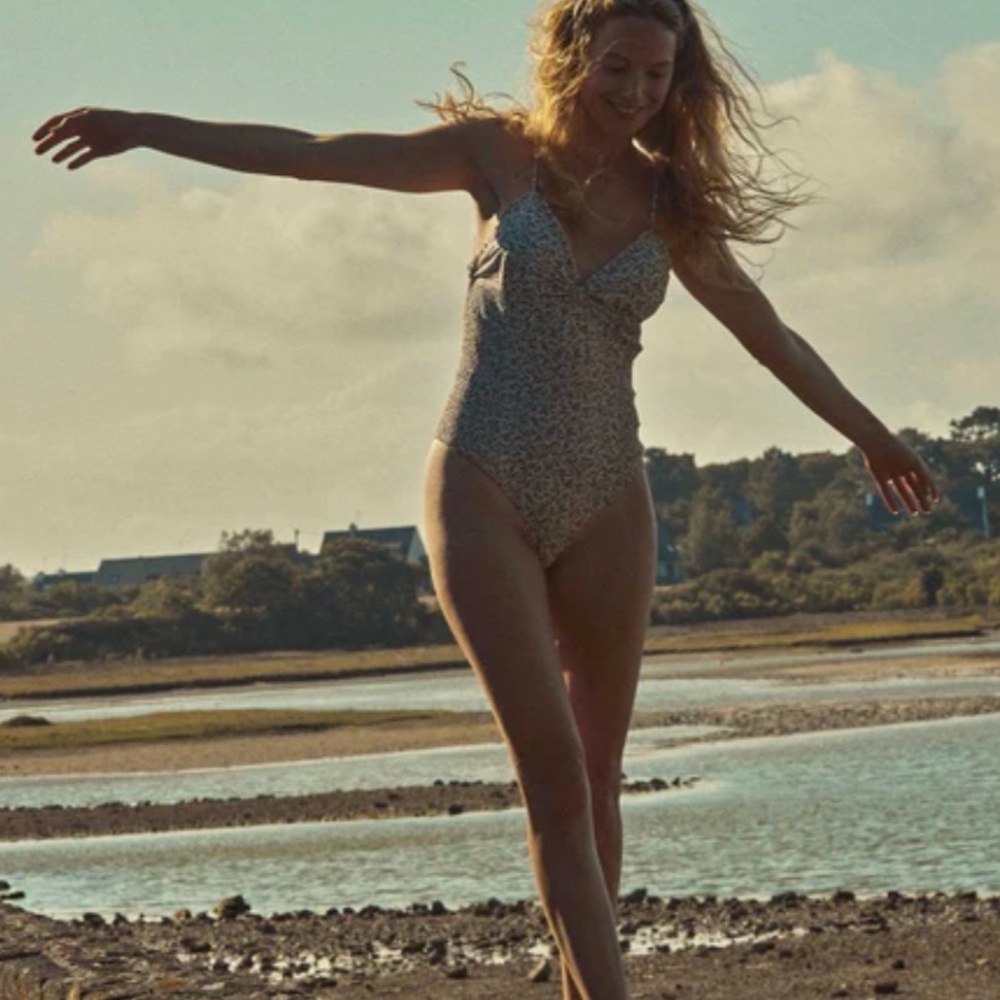 DOEN TROPEZ MAILLOT~ NWOT~~